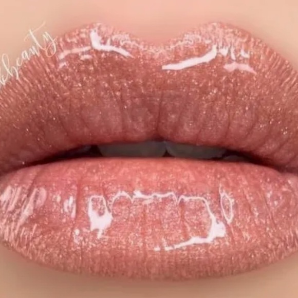 SeneGence LipSense Bombshell Shimmery Nude Pink Liquid Lip Color - Picture 3 of 5
